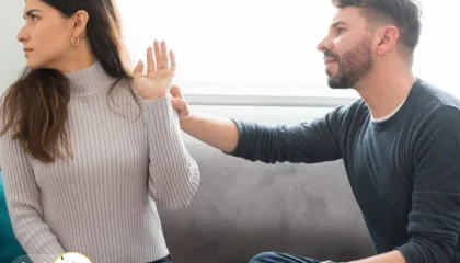 خیانت عاطفی چیست؟ نشانه‌ها، دلایل و راه‌های برخورد سالم از نگاه روان‌شناسی