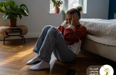 اختلالات دوره نوجوانی؛ آشنایی با ۱۰ مشکل شایع نوجوانان، علائم، علل و راهکارهای درمان