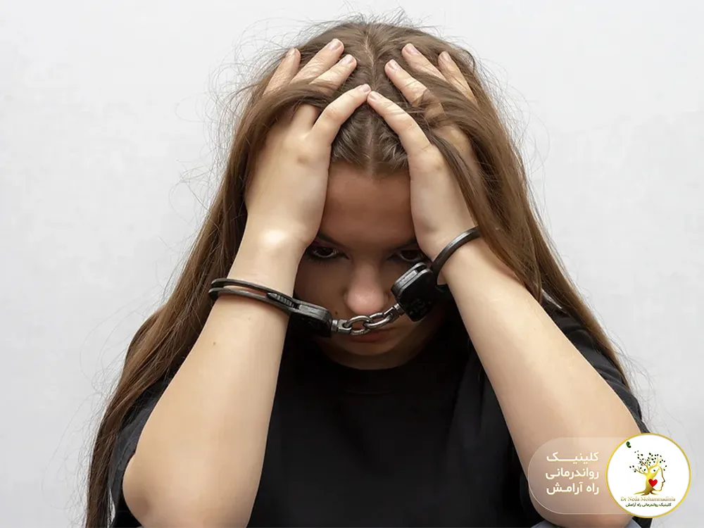 بزهکاری در نوجوانان؛ علل، پیامدها و روش‌های پیشگیری و درمان